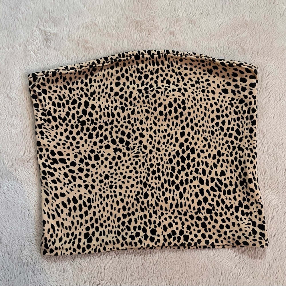 Brandy Melville Leopard Print Strapless Top